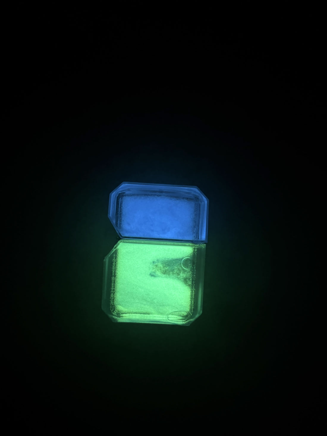 AuroraFlow Quicksand Lighter green and blue color option